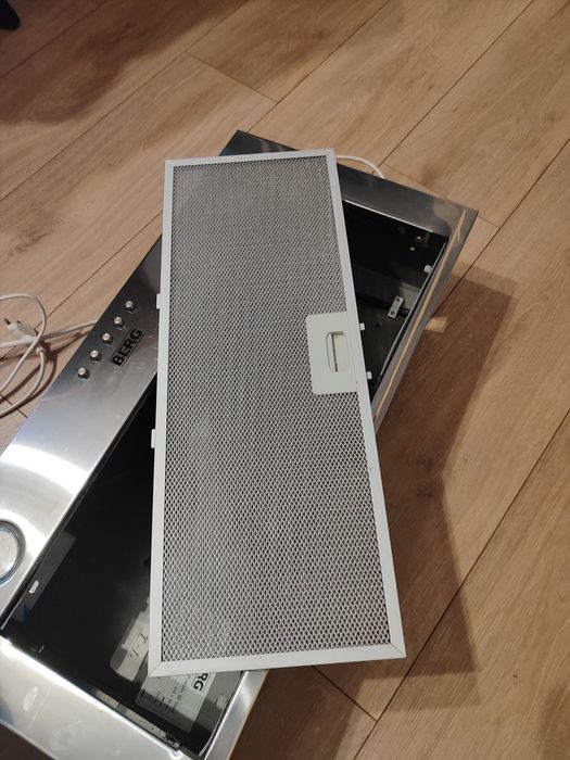 Okap podszafkowy BERG