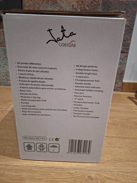 Máquina de costura Jata 740