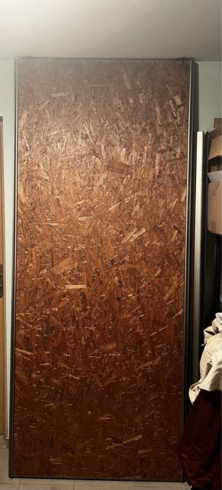 Drzwi do szafy przesuwanej