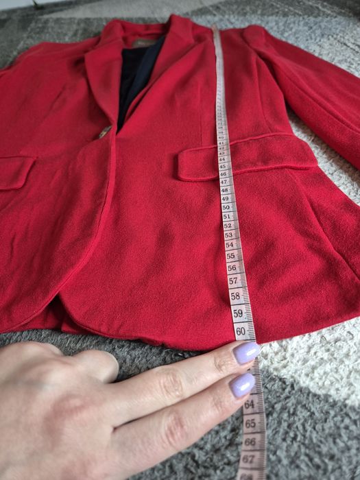 Czerwona marynarka z wiskozy damska Orsay 34 stan dobry