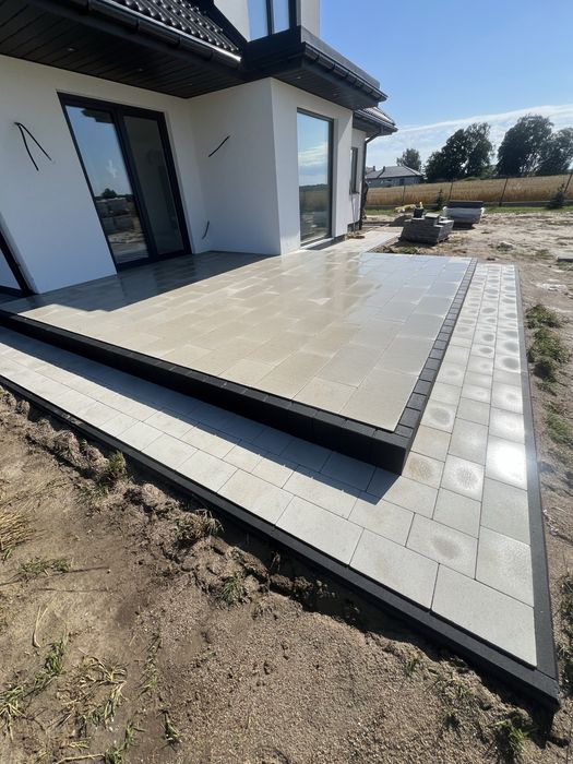 Układanie kostki brukowej