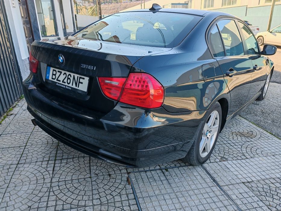 BMW 318i 2009 Facelift – Automático – 143 cv