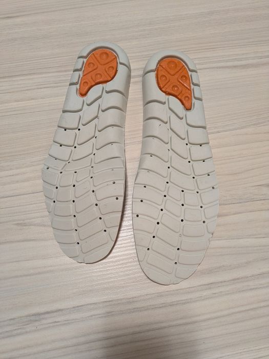 Półbuty BHP firmy BASE