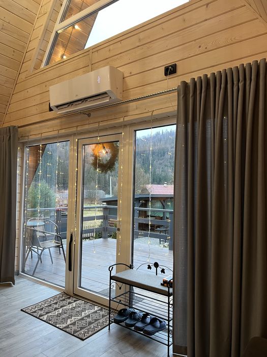 Оренда котедж з чаном в Карпатах у стилі А-фрейм