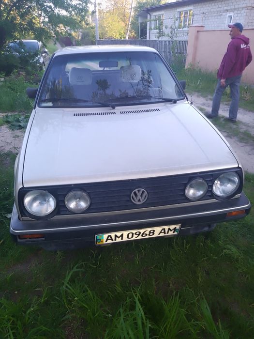 Volkswagen Golf 2