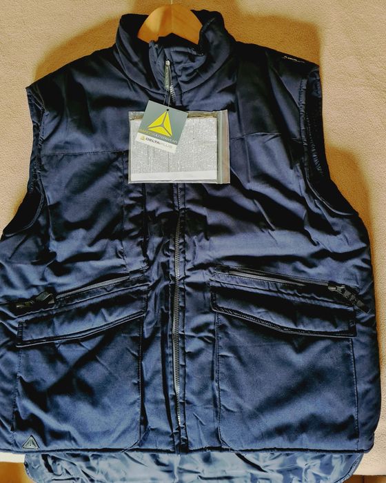 Casacos e colete de trabalho novas por estrear xxl
Grande tamanho 3xl