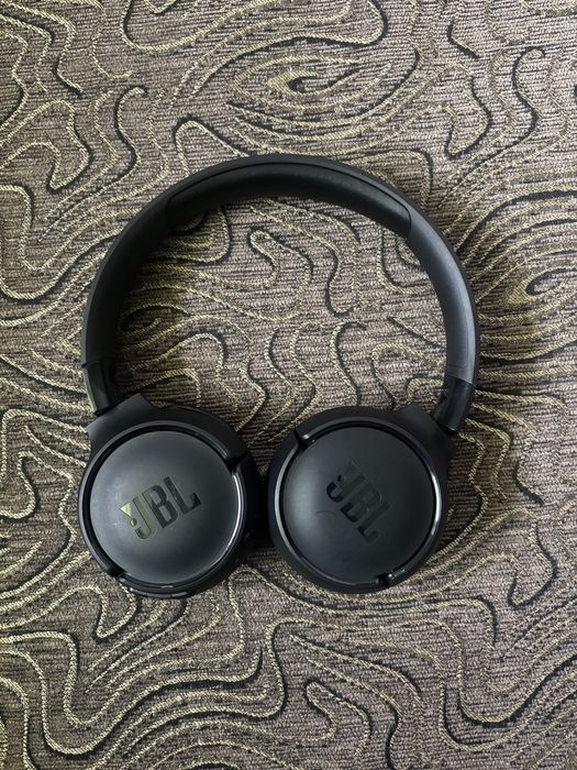 JBL Tune 520BT навушники