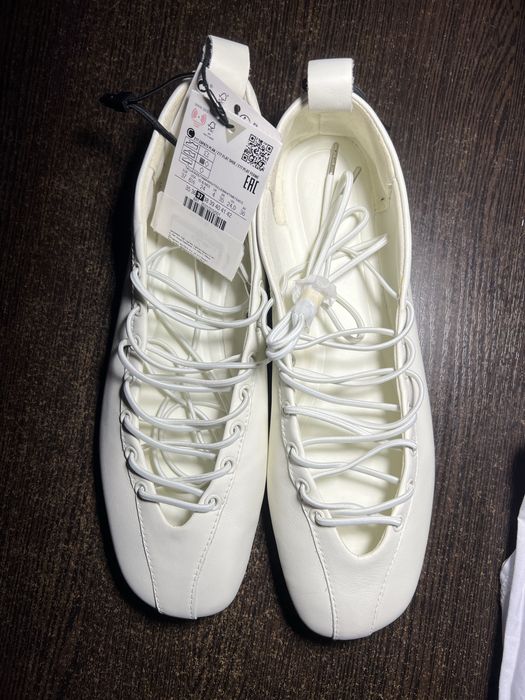 Шкіряні балетки Zara