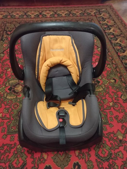 Автокрісло детяче.