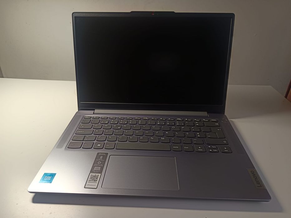 Lenovo IdeaPad Slim 3 14" (Como Novo / 2024) – C/ Carregador Original