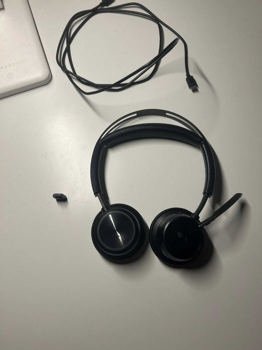 Poly Voyager Focus 2 + Dongle USB | Como Novos