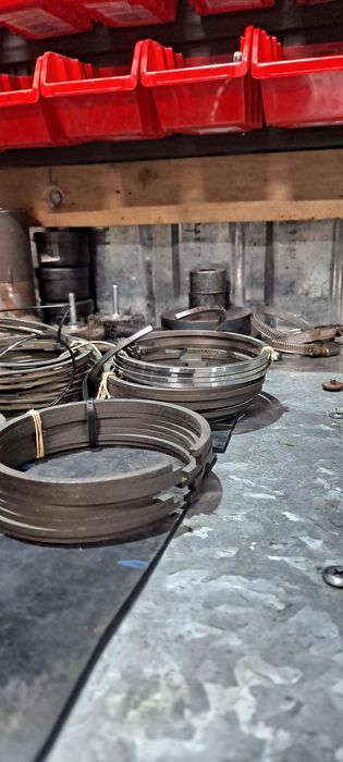 Pierścienie tłokowe do c- 360