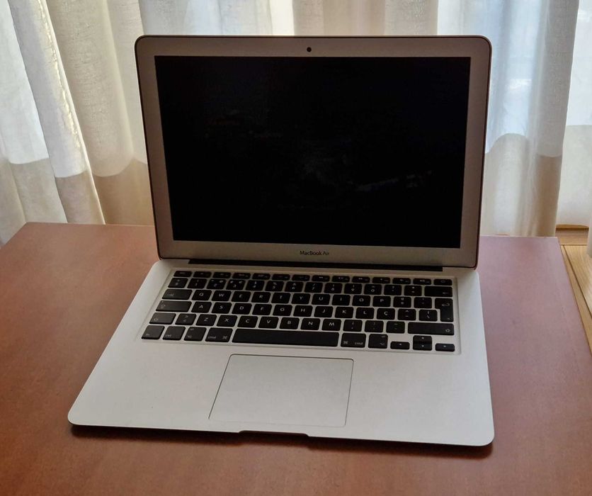 Laptop MacbookAir Apple 13'