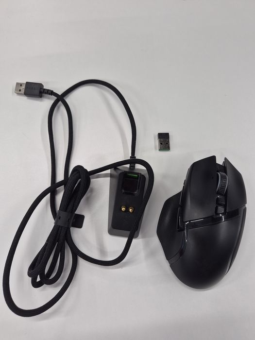 Gaming mouse Razer Basilisk V3 wireless with dock