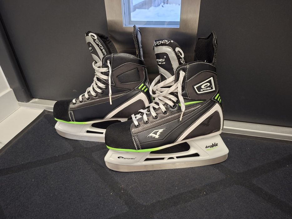 Łyżwy hojejowe 43 spokey