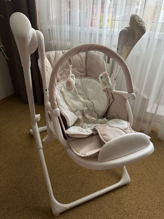 Стільчик-гойдалка CARRELLO Triumph