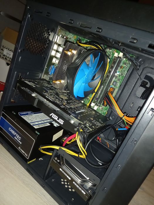 Персональний комп'ютер RX580, I7 2600, 4гб