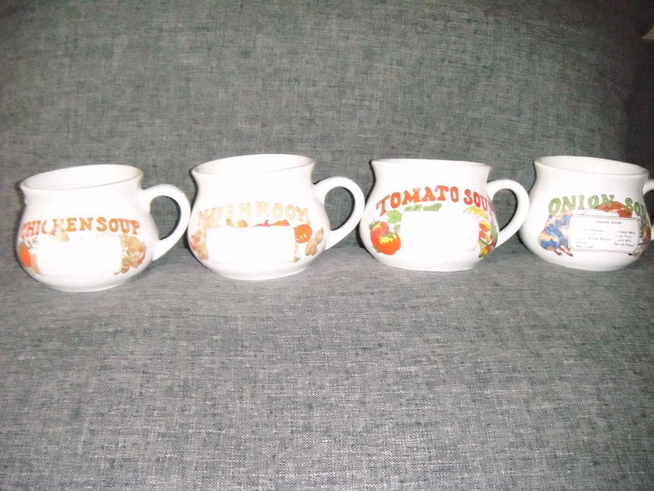 Bulionówki, kubki na zupę z przepisami (4sztuki)
