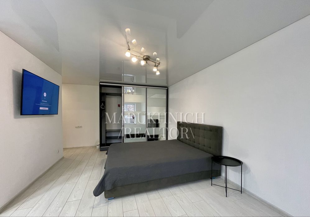 Продам! 1 к квартира вул. Січевих Стрільців (Артема) Поля Центр