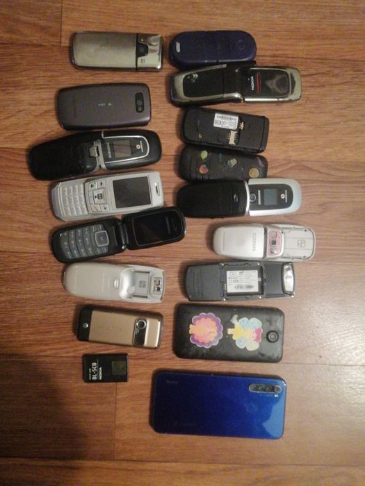 Телефони на запчастини однимлотом