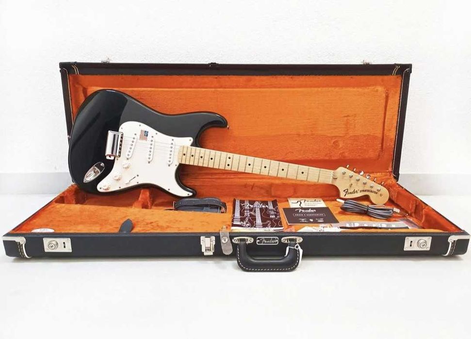 Fender Stratocaster American Vintage AVRI 70'S Nova