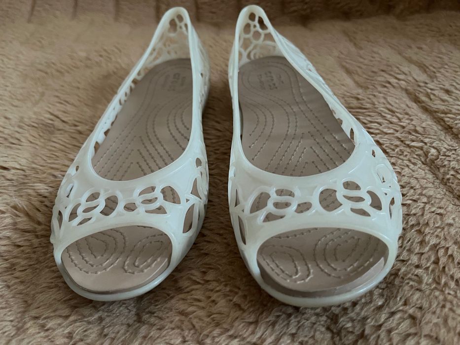 Sandały Crocs Isabella Jelly Flat W 7 nowe