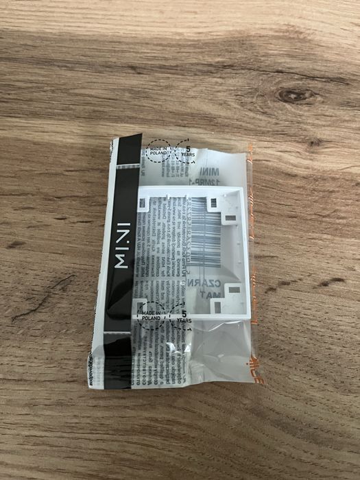 Ramka pośrednia Karlik mini biały mat