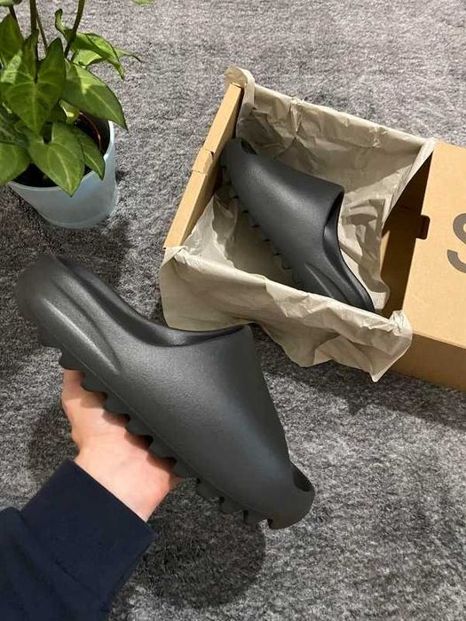 adidas Yeezy Slide Onyx R.44