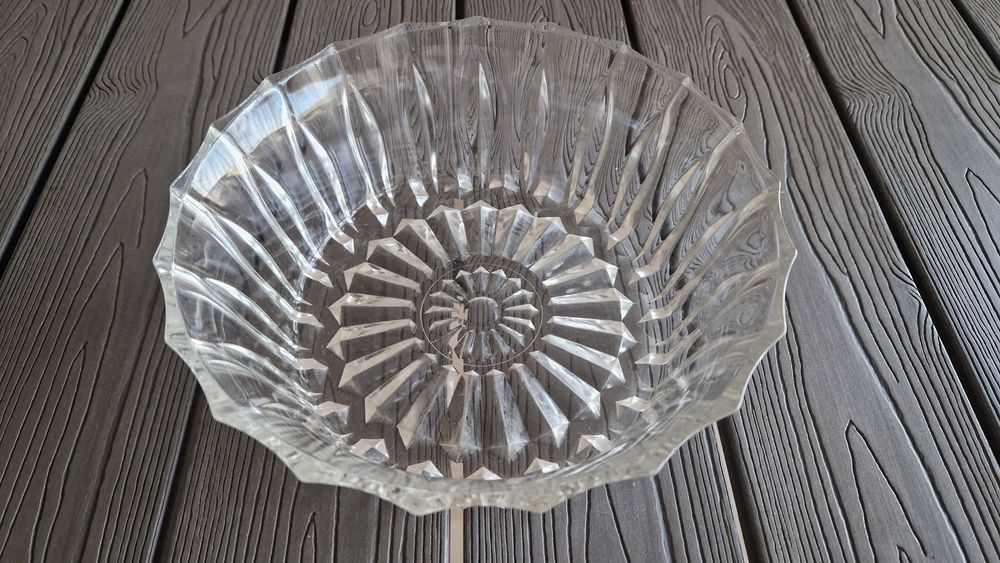 Taça de vidro transparente