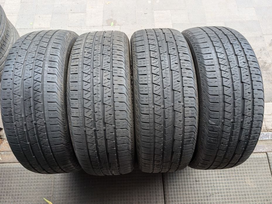 Летняя резина 235/60 R18 Continental lx