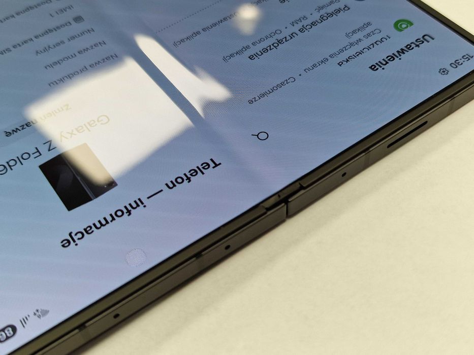 Samsung Galaxy Z Fold6/ 12GB/ 512GB/ Crafted Black/ Grade A + ładowarka/ Gwarancja