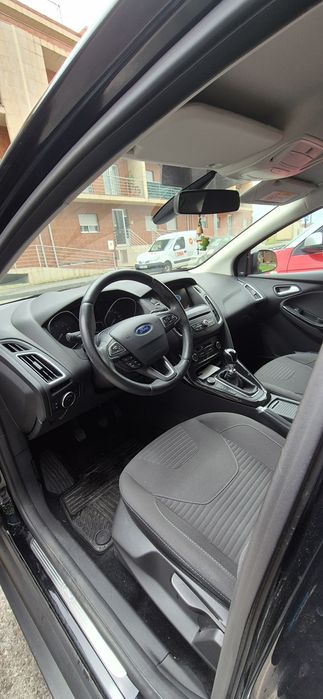 Veículo automóvel