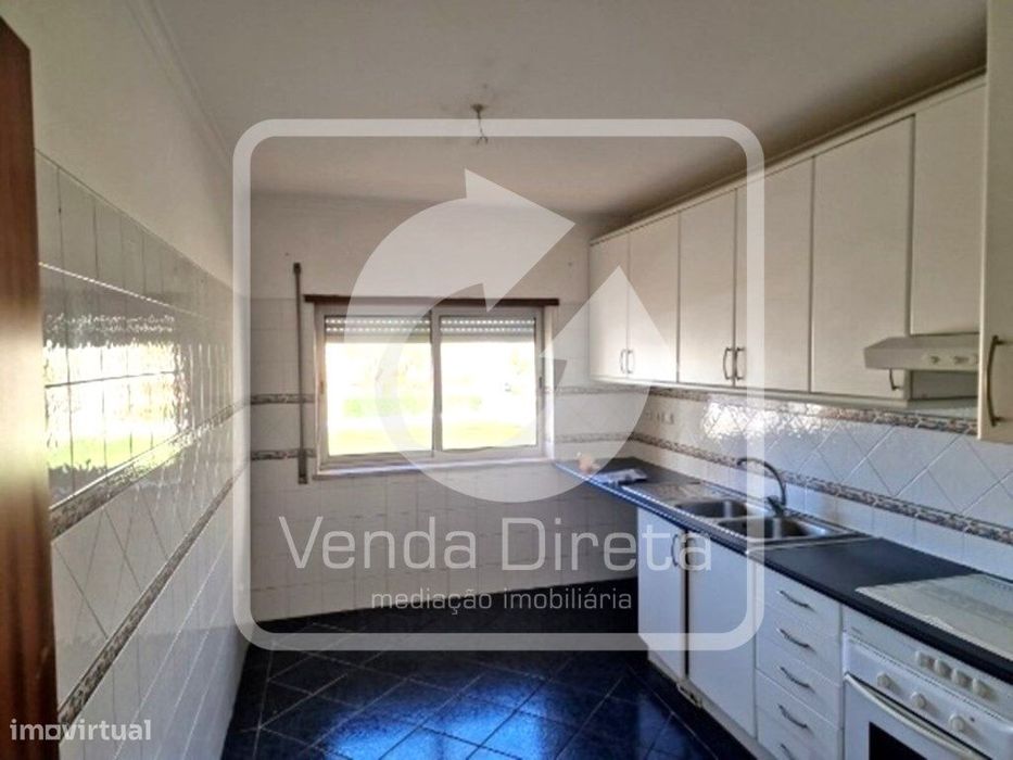 Apartamento T3 com 132 m² no Alto do Seixalinho | Perto da Estação ... — Alto Do Seixalinho, Santo André E Verderena, Setúbal