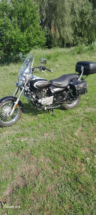 Продам мотоцикл bajaj avenger 220