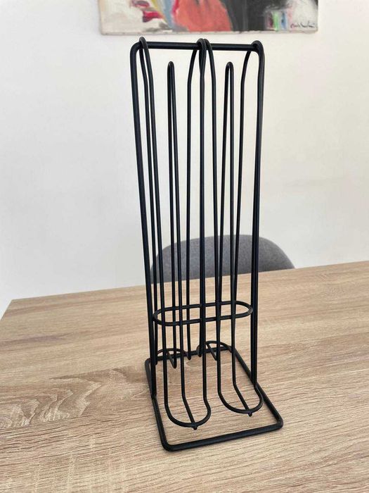 Nespresso Inissia D40 + Aeroccino 3 + suporte cápsulas + cápsulas