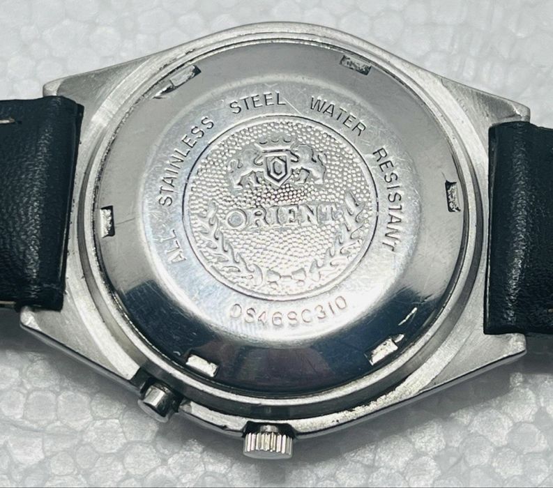 Вінтажний годинник Orient
