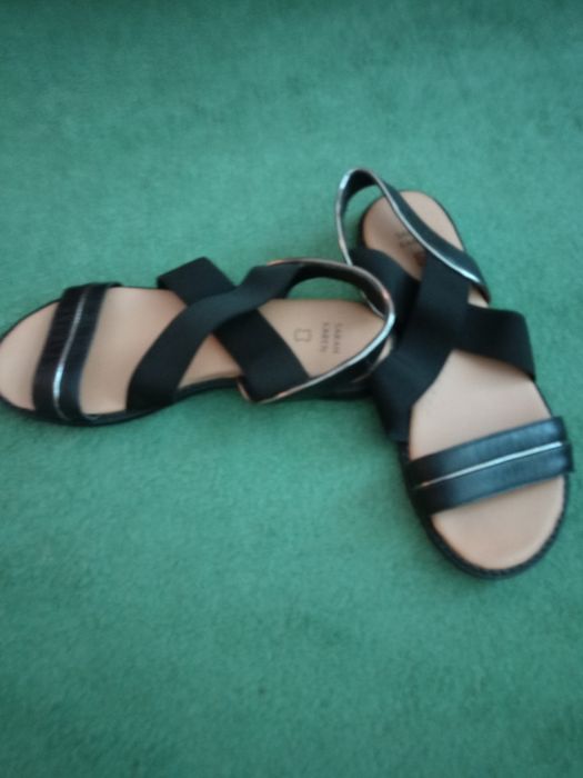 Skórzane sandały Sarah Karen