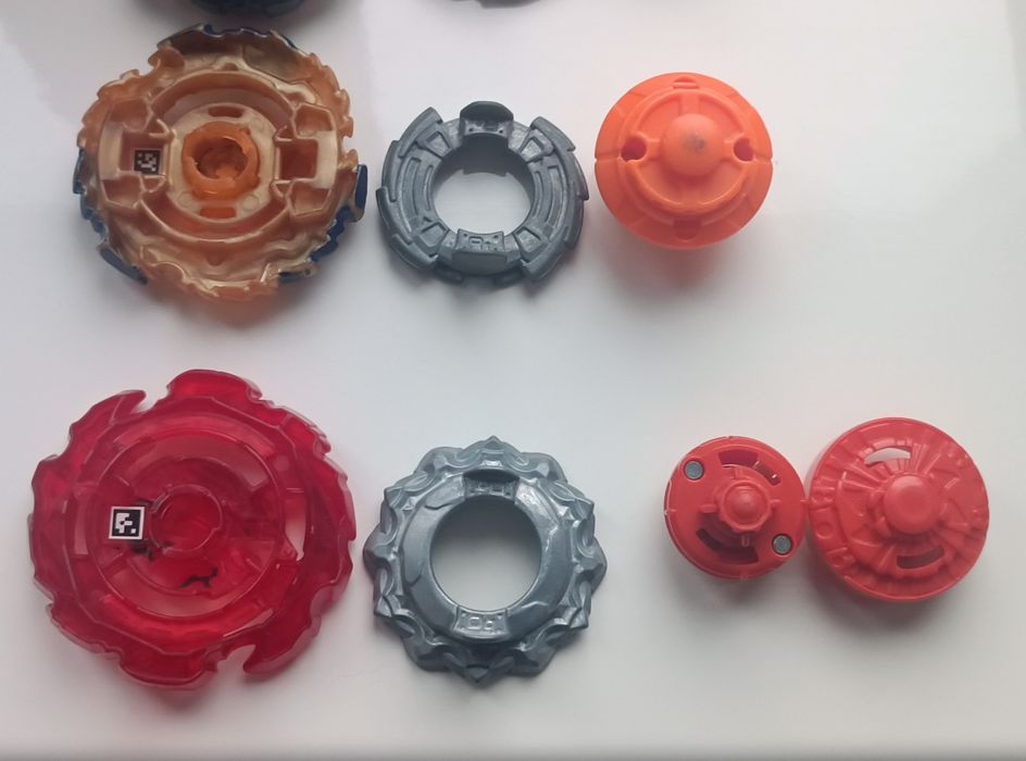 Beyblade Hasbro, Fafnir, Hercules,Voltraek, Achilles