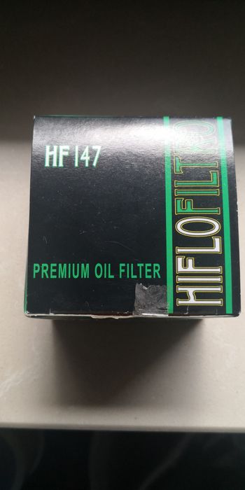 Filtr oleju HF147