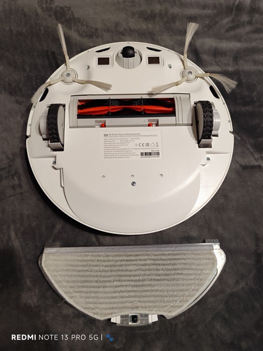 Робот пилосос Mi Robot Vacuum-Mop Essential батарея добре тримає заряд
