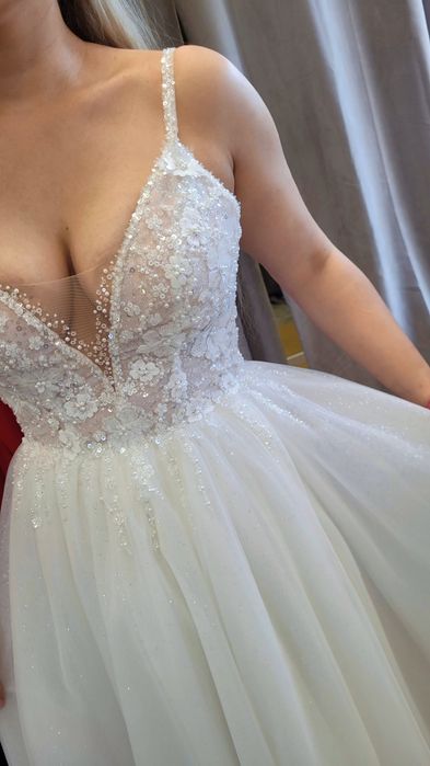 Na sprzedaż suknia ślubna