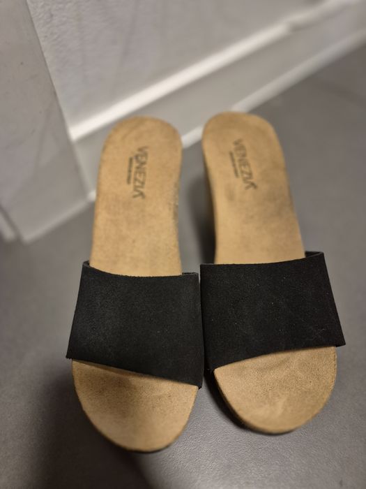 Buty na koturnie Venezia