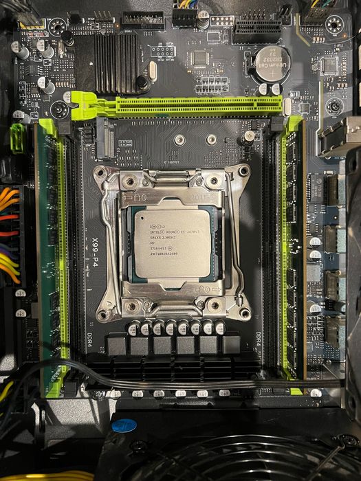 Процессор Intel Xeon E5-2670 v3