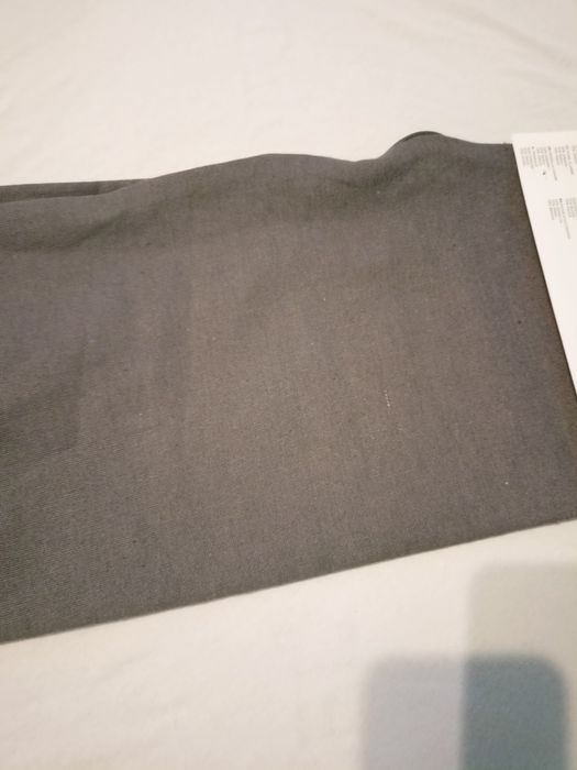 Poszewki na poduszki 40 x 40 szara i czarna suwak