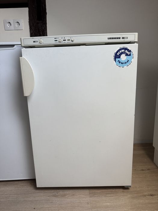 Холодильник, міні холодильник