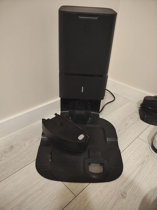 Stacja ładowania Clean Base Automatic