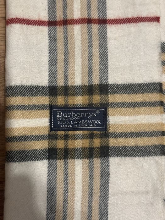 Szal Burberry ecru klasyczna krata InPost do 24H