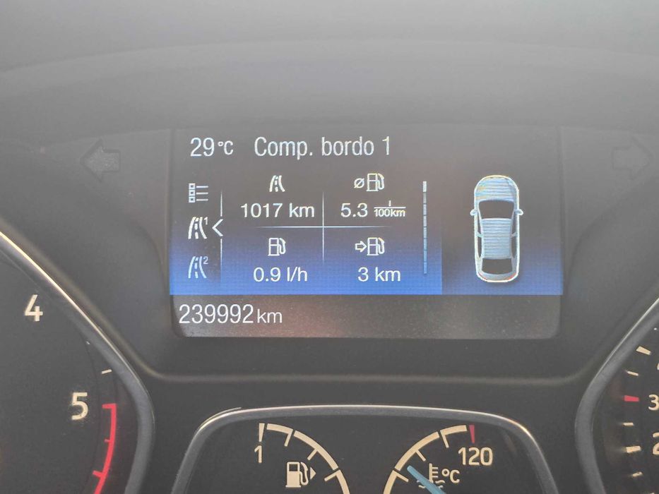 Ford Focus 1.5 tdci 120cv Trend+