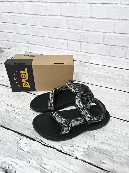 Teva Hurricane- sandały trekkingowe r. 35