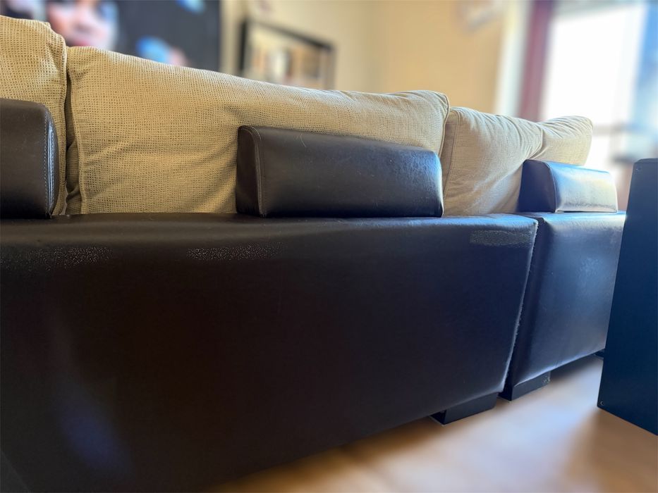Sofá Chaise Longue com marcas